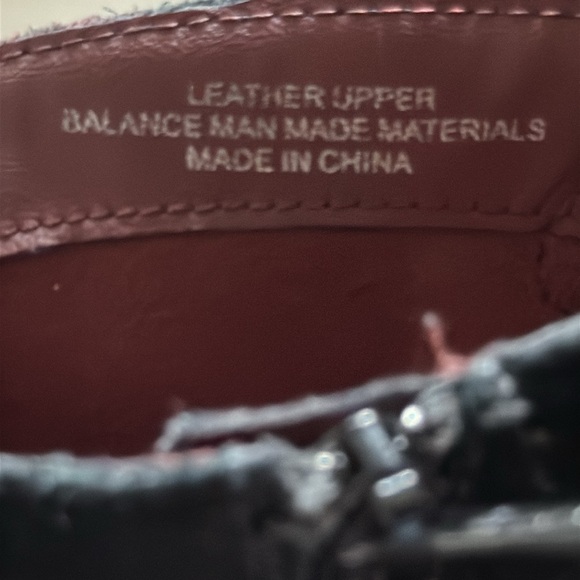 BOC Born Concept Black suede leather Ankle Boots with Tassel Booties Sz 9.5 - Picture 6 of 15